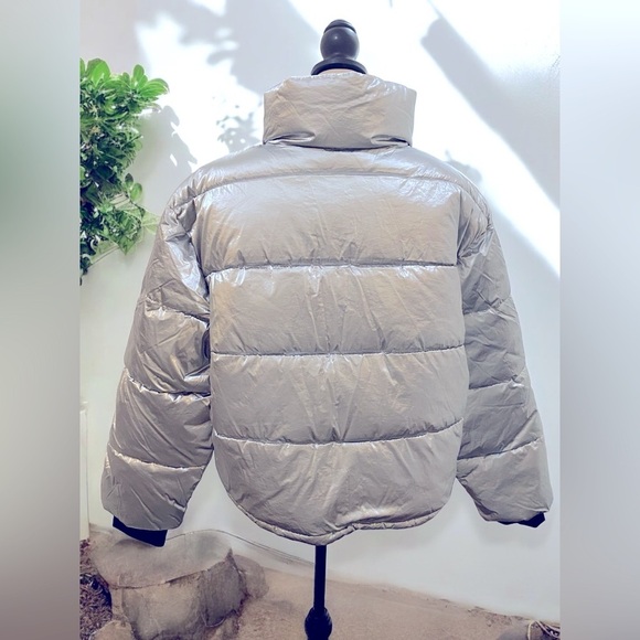 Silver Puffer Coat from Gap Sz XXL NWT - Picture 2 of 6